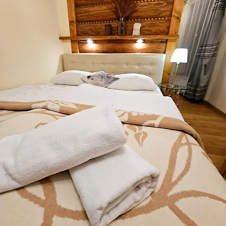 Regina Ii & Bed & Breakfast *