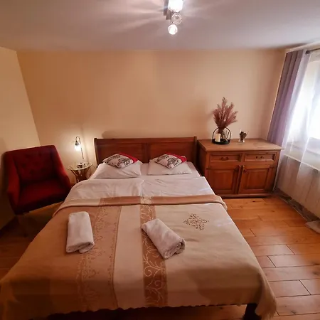 Regina Ii & Bed & Breakfast