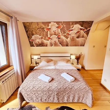 Bed & Breakfast Regina Ii & *